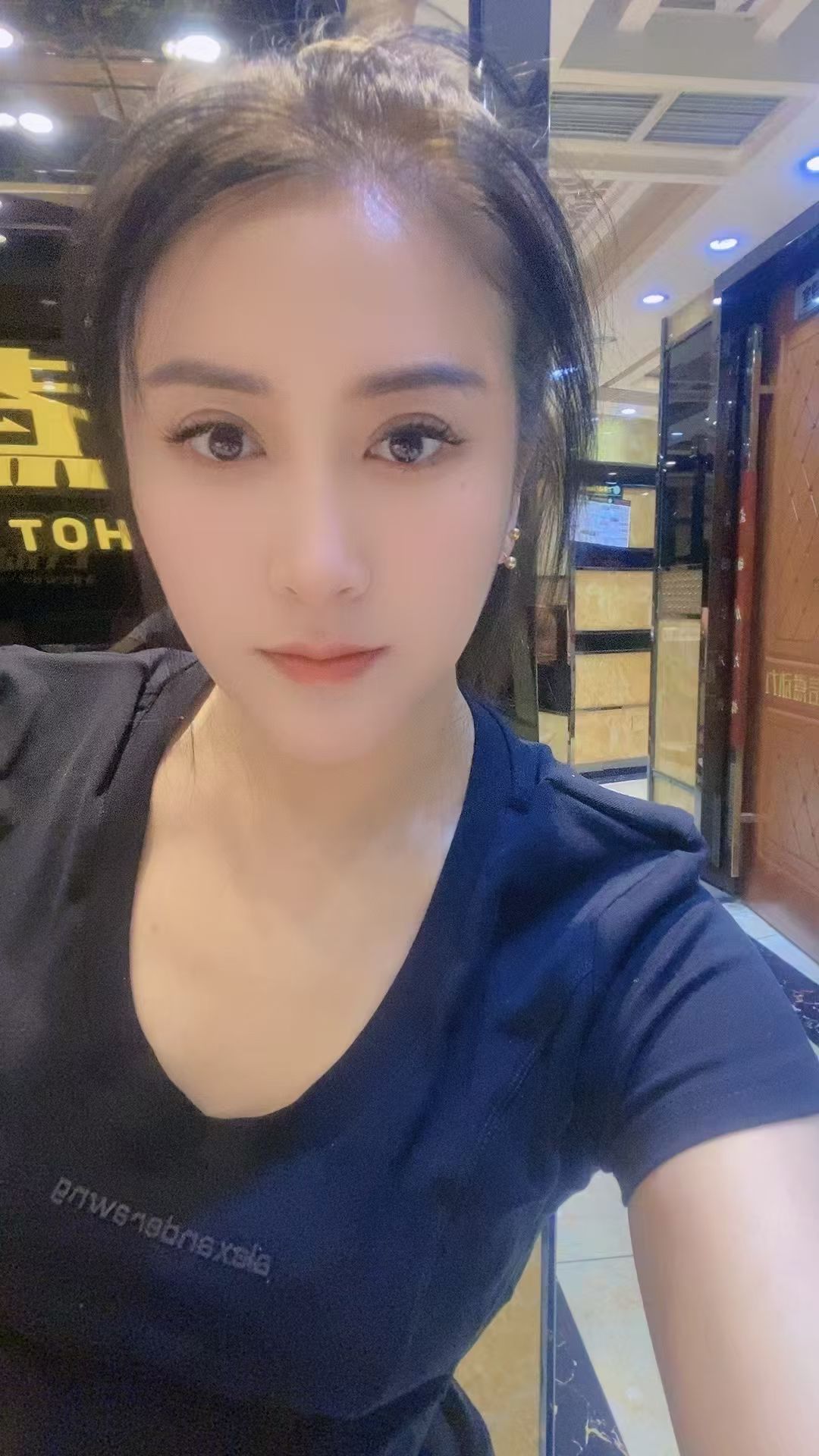 铁西滑翔性感美女