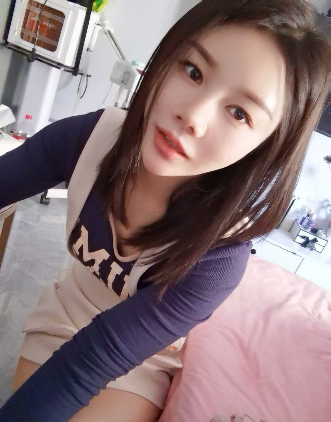 性感制服温柔妹子