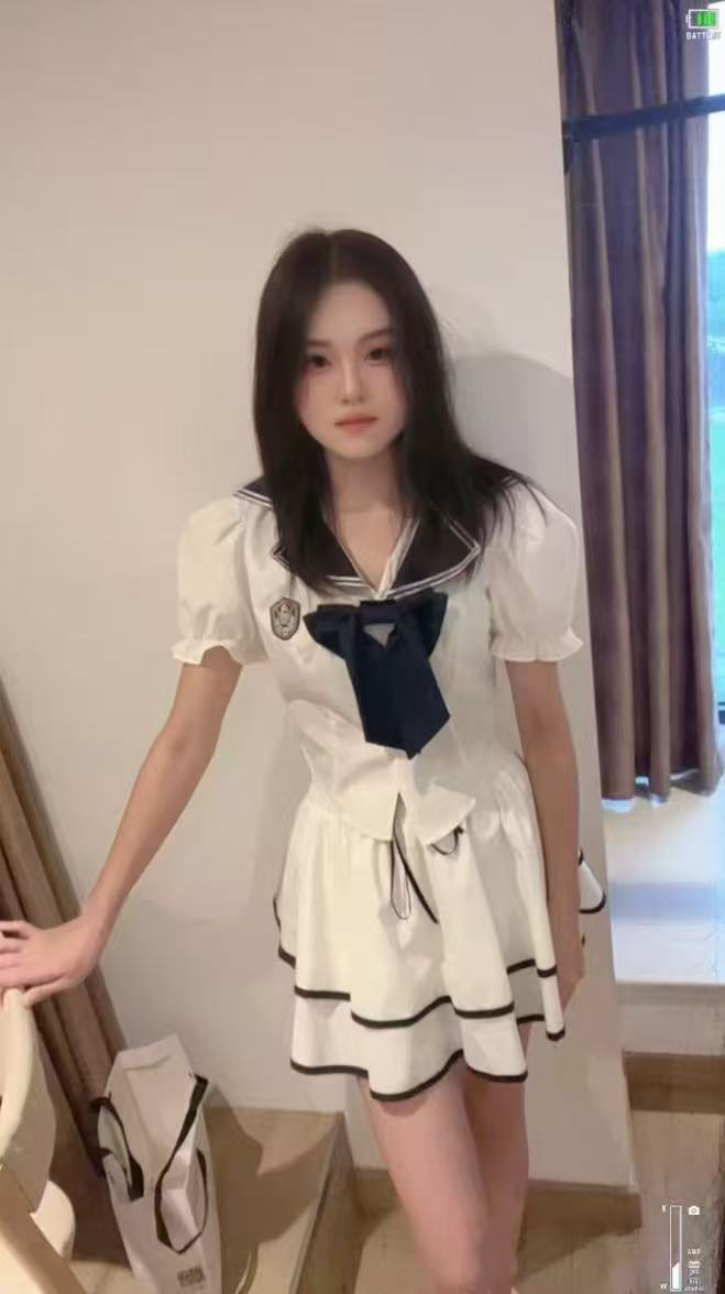 上城区美少女小逸