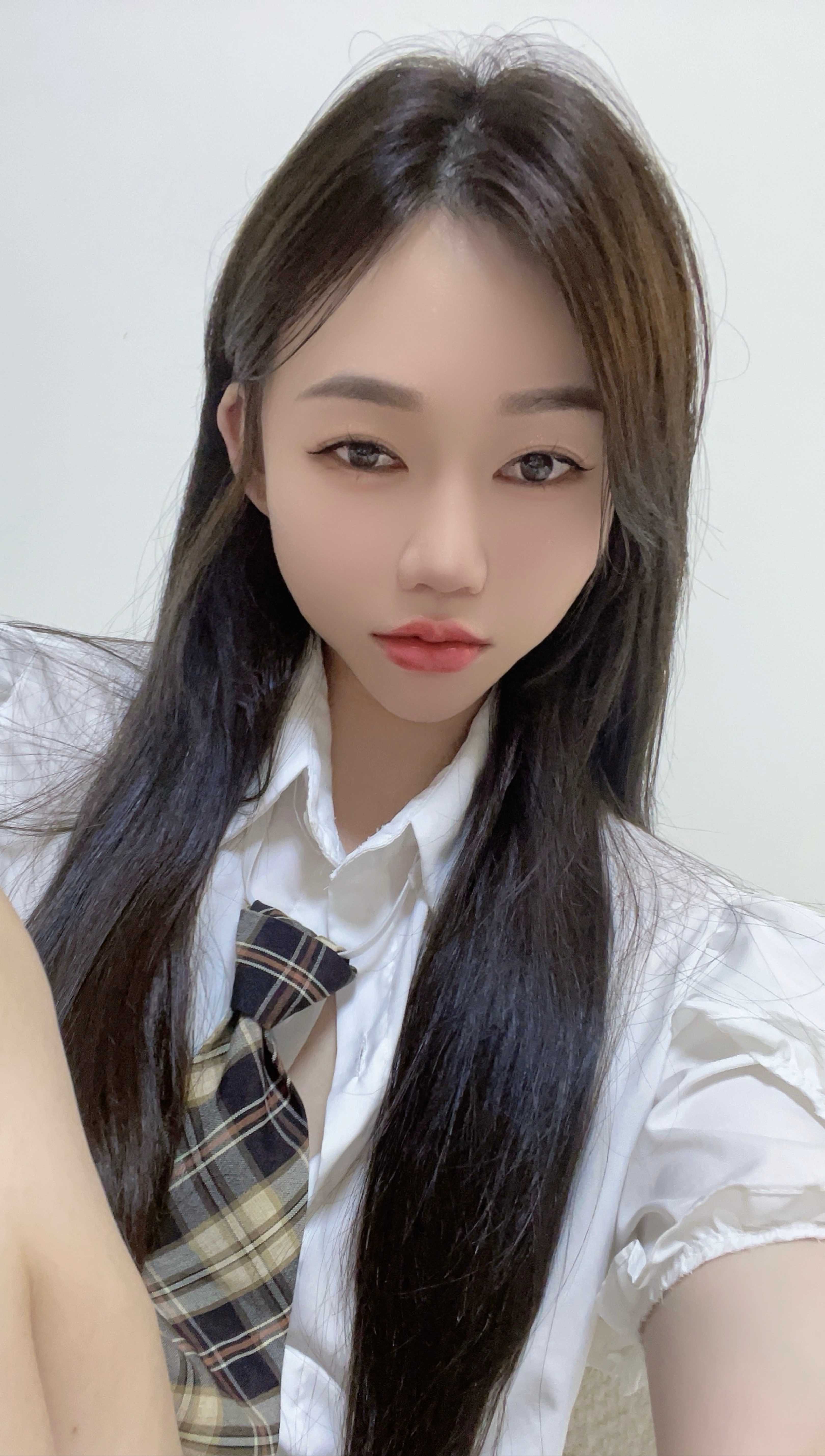 天河华师何小曦 稍贵 质量好 女友feel