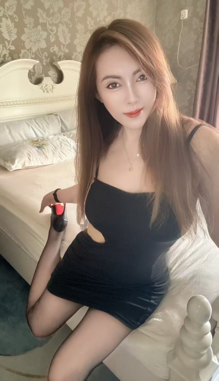 朝阳魅惑尤物小可