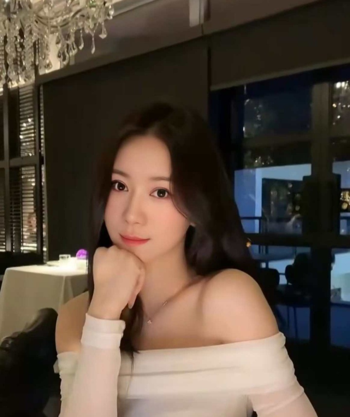 晋安纯欲小姐姐澜澜