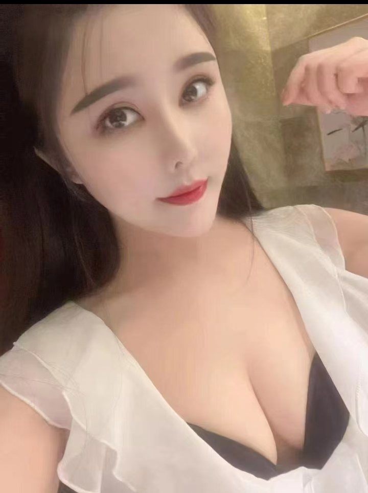 白嫩丰满媚狐狸梦梦