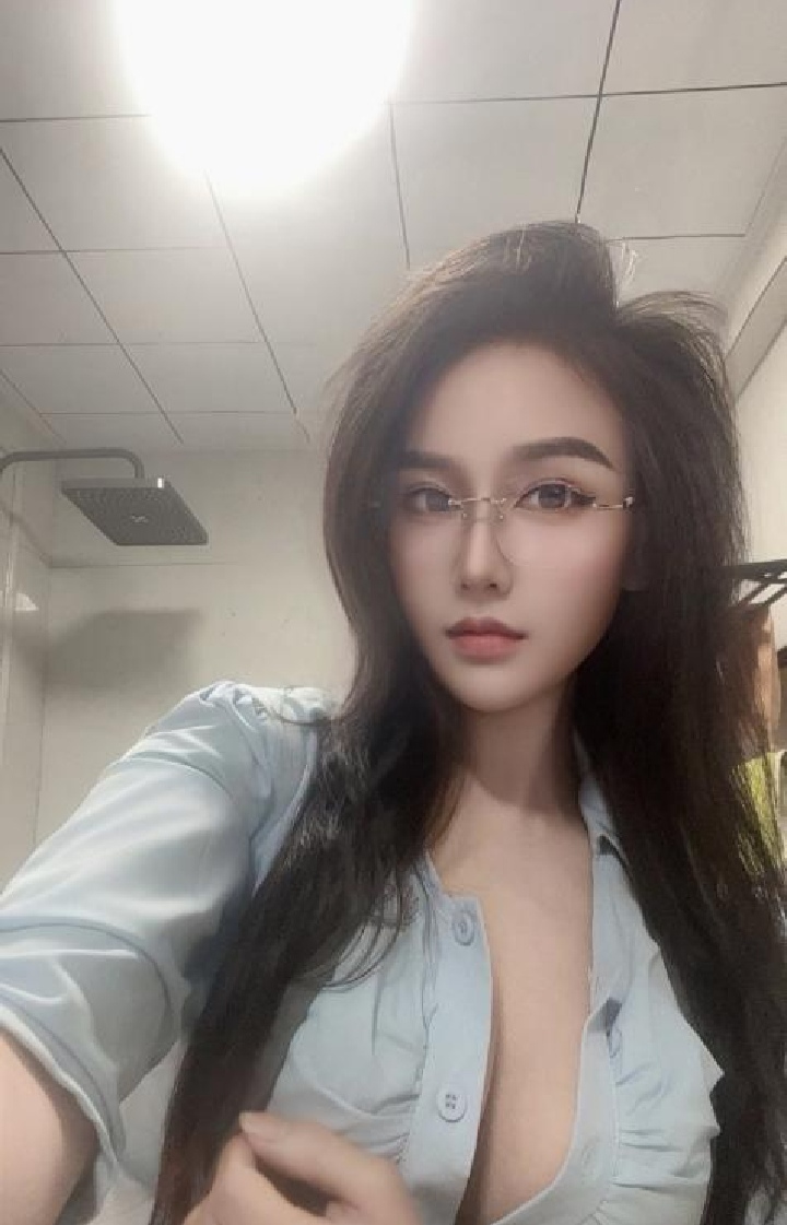 d奶尤物白苏老师