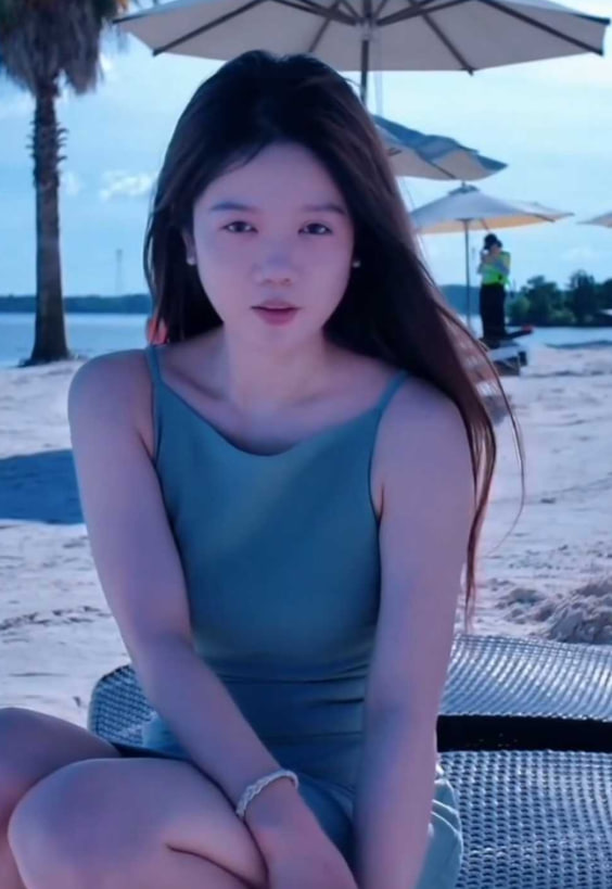 娇小可爱的妹妹