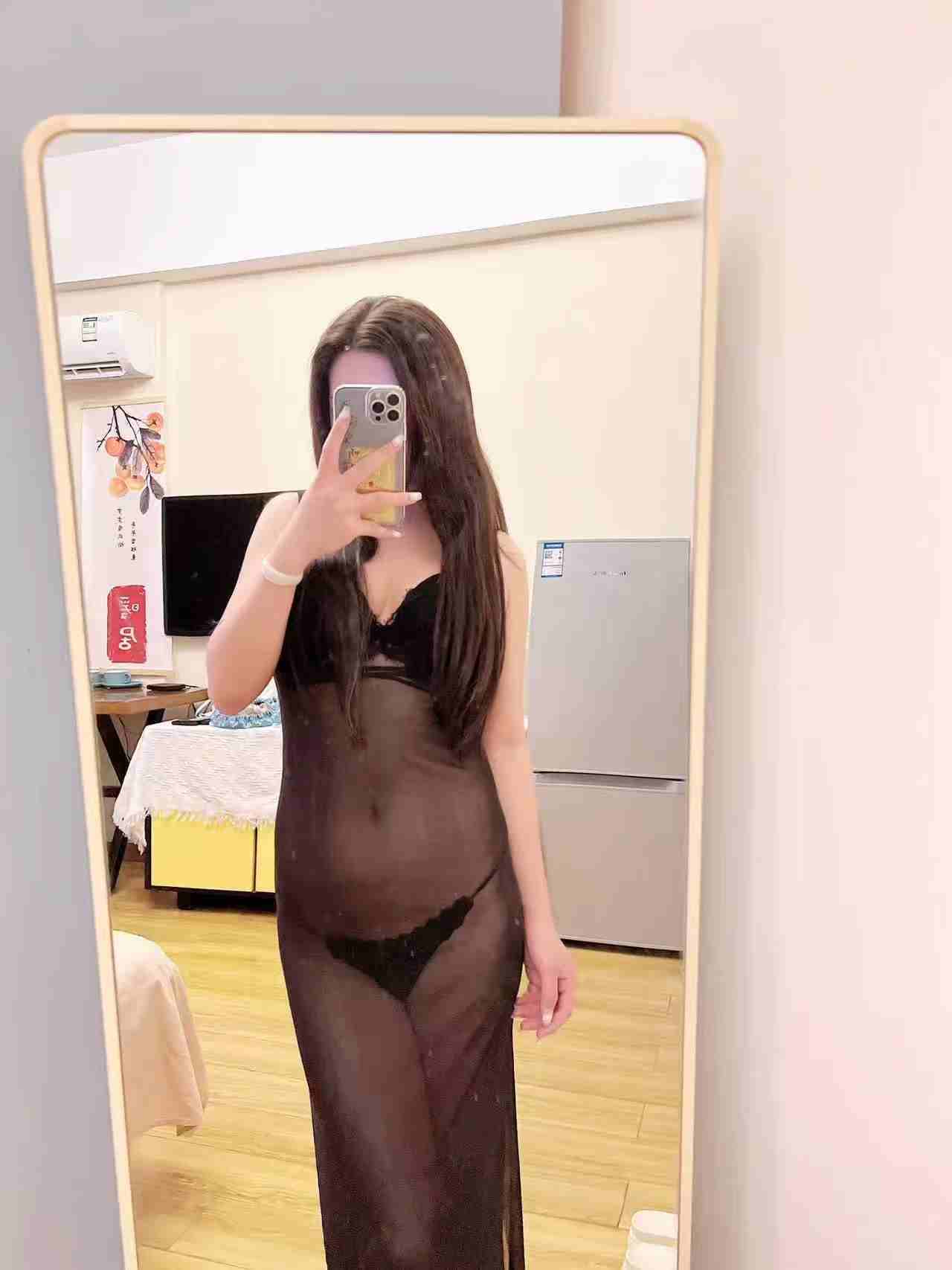 热辣身材妖精小雅