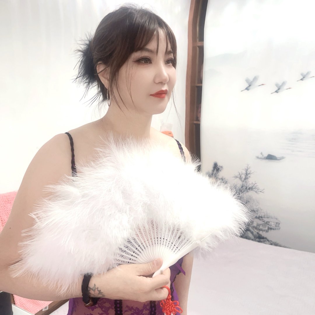 性感热辣长腿Sao妇媚儿