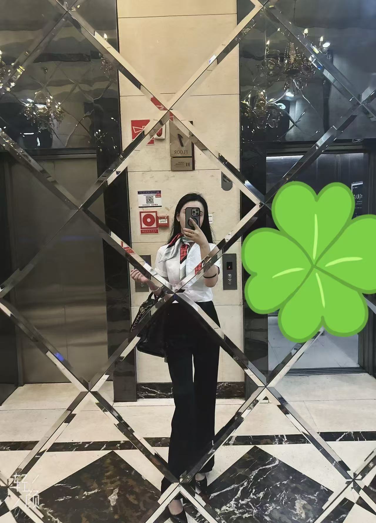 西山气质御姐金玉