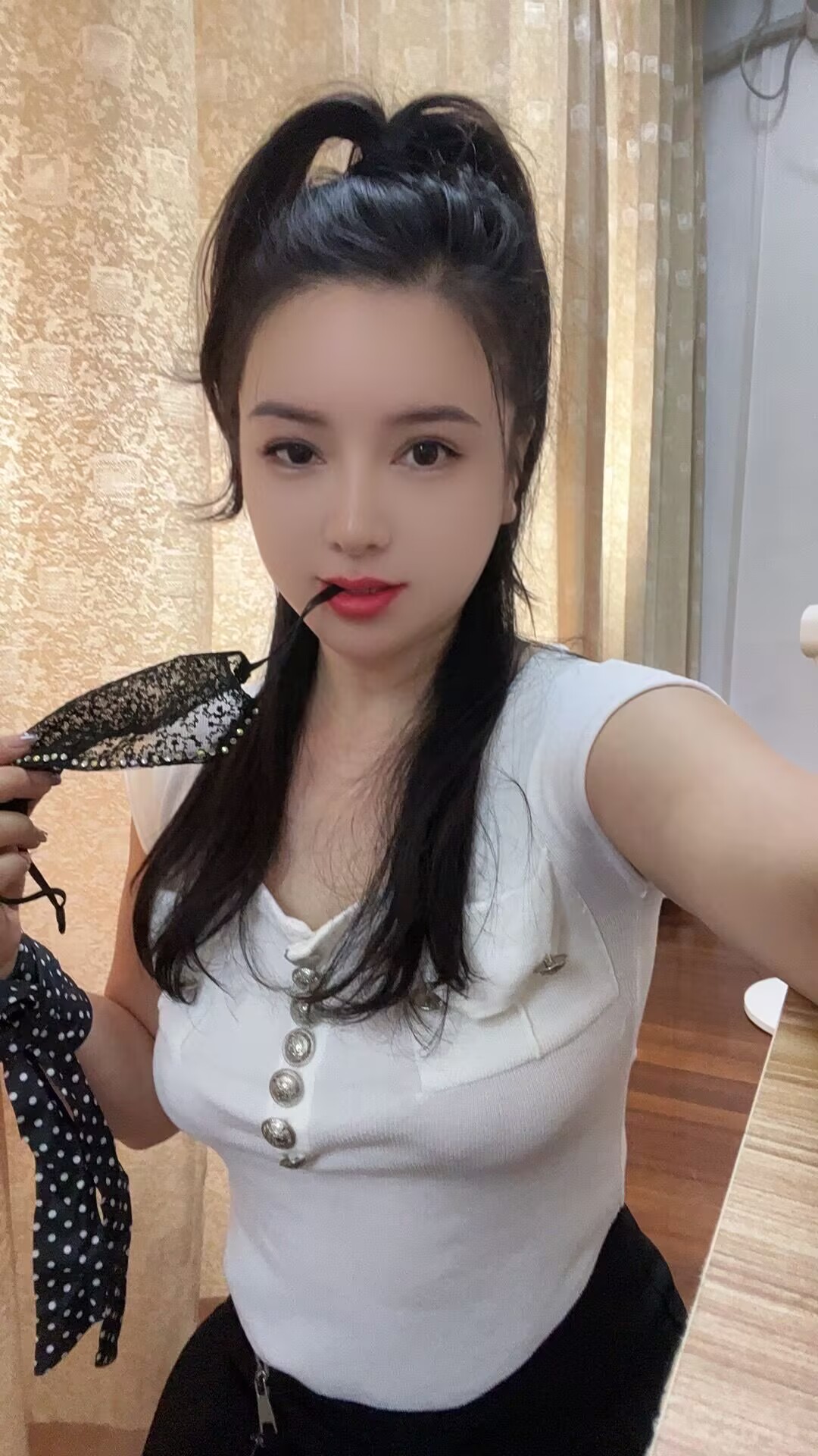 杨浦美艳大奶牛柒柒