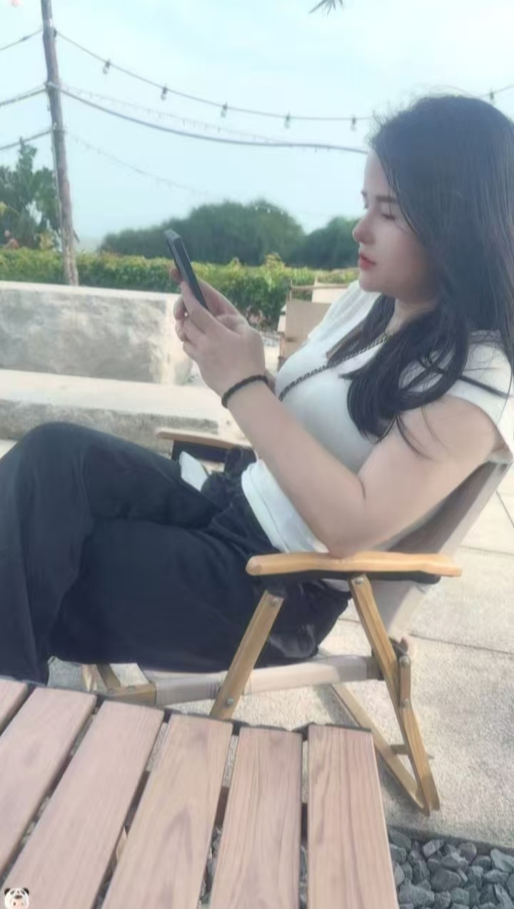 丰润服务系小姐姐龙妞