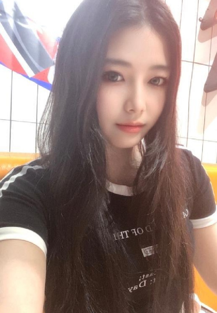 美臀小姐姐懒懒