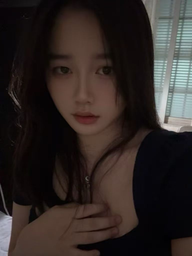 罗湖白嫩甜妹丫丫