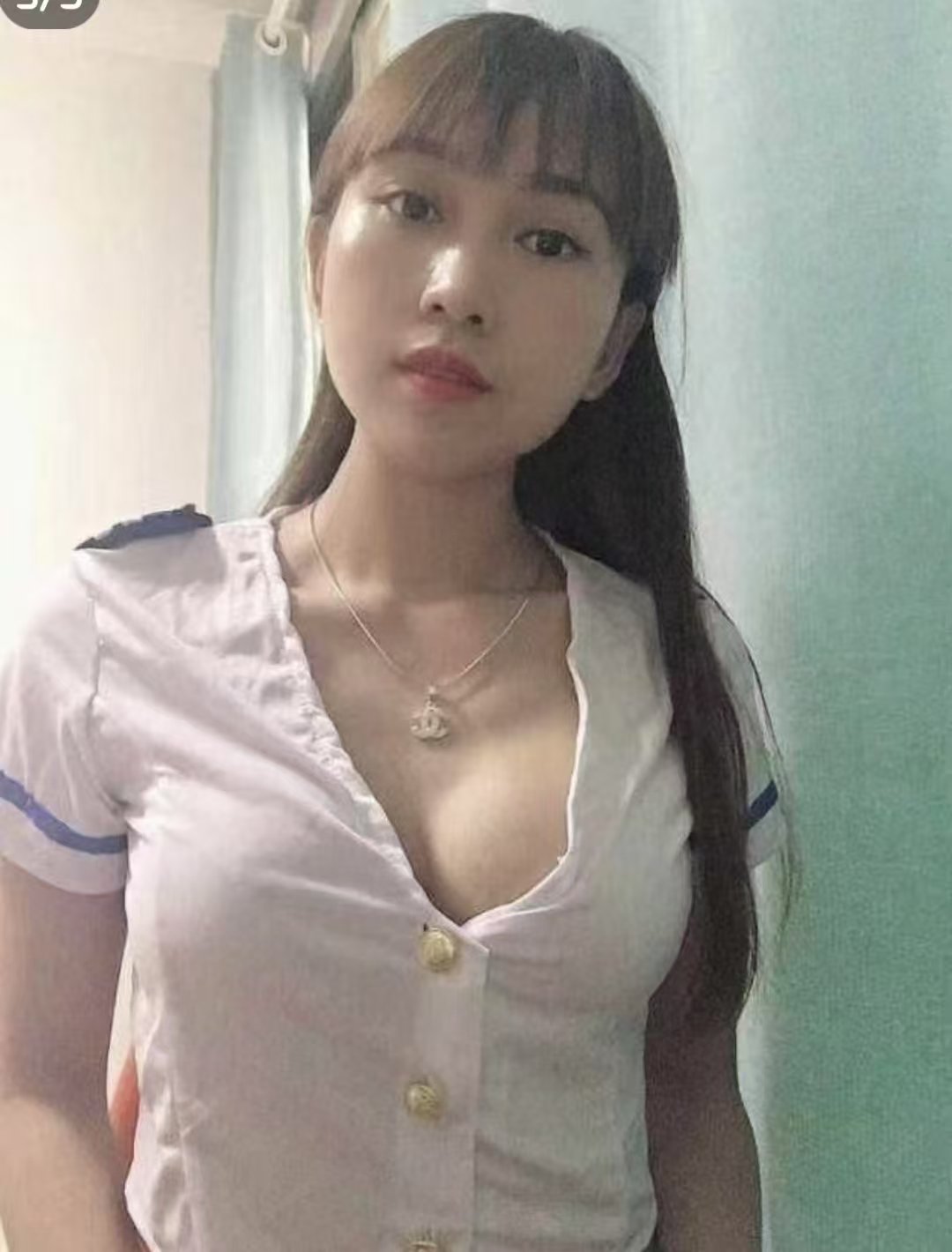 龙华美乳辣妹小芳