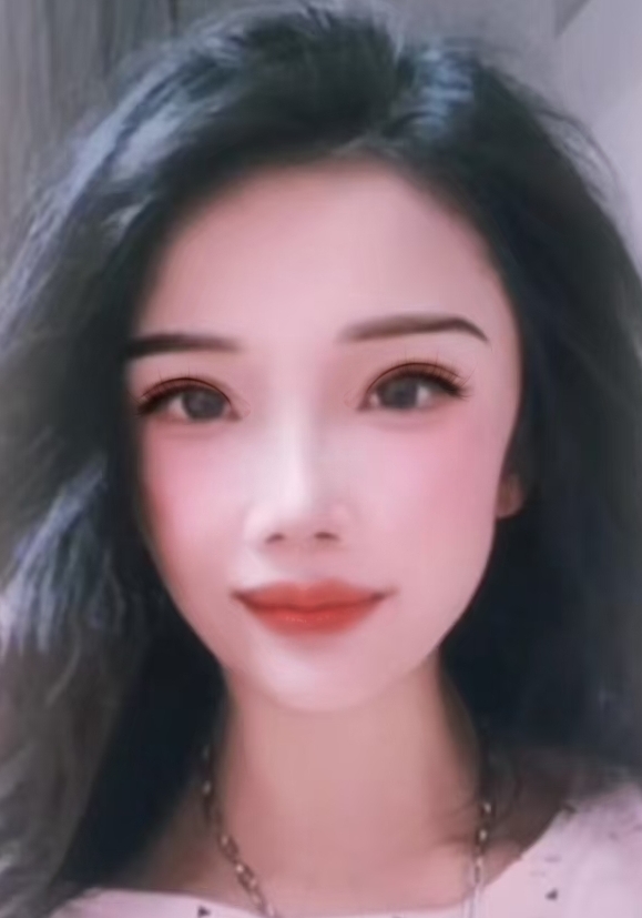 天河公园地铁站 小琴