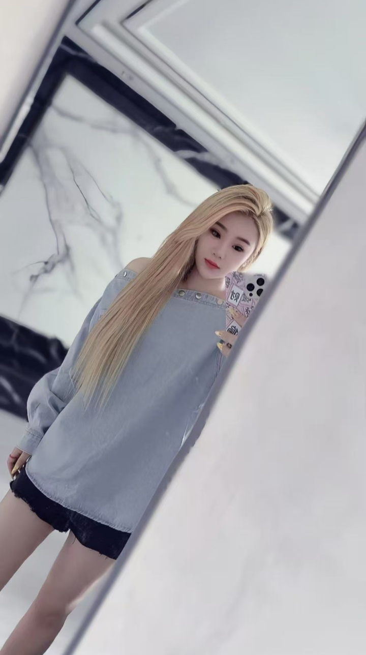 西青长腿妖精雯雯