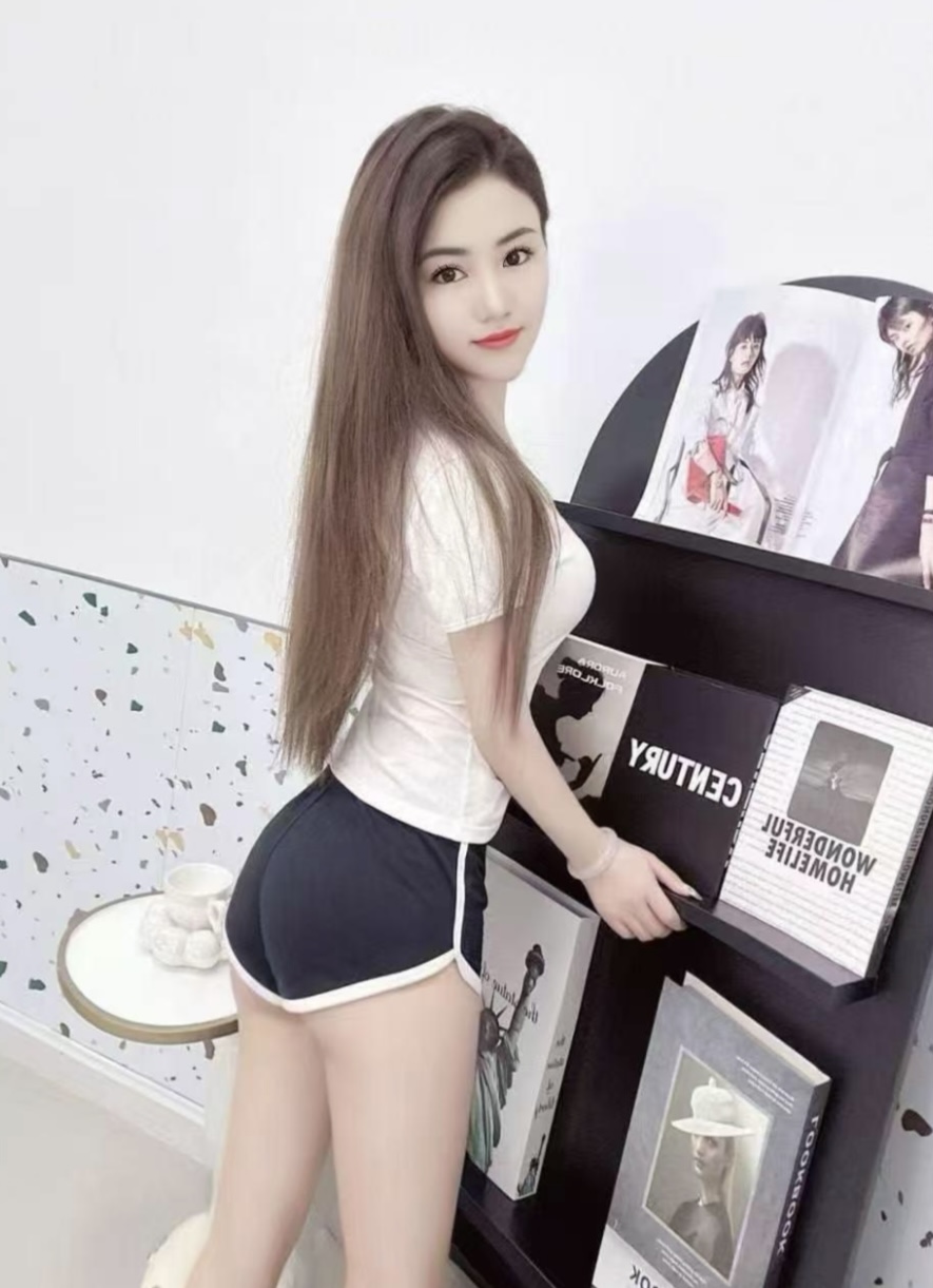 坐标重庆，偶尔兼职，喜欢的加v私聊