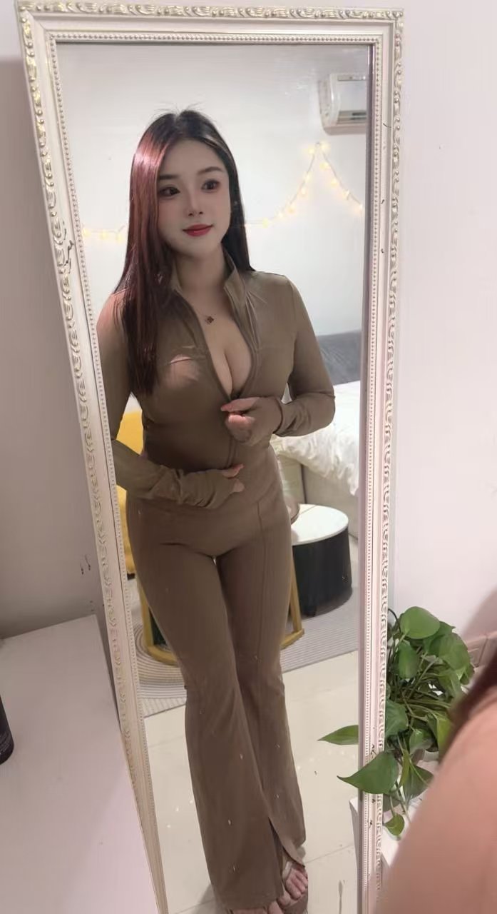 诱人美臀小姐姐琳琳