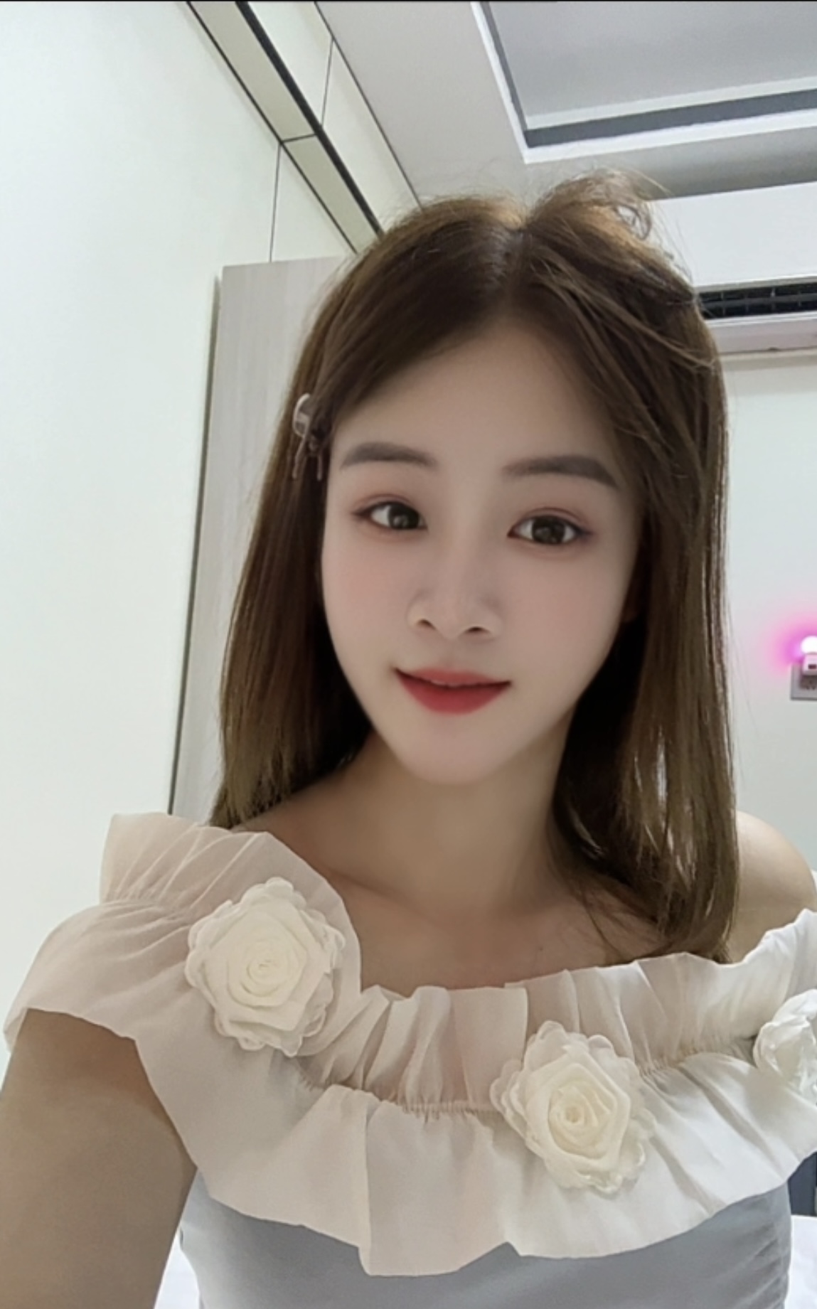 海珠燕岗新人小雅