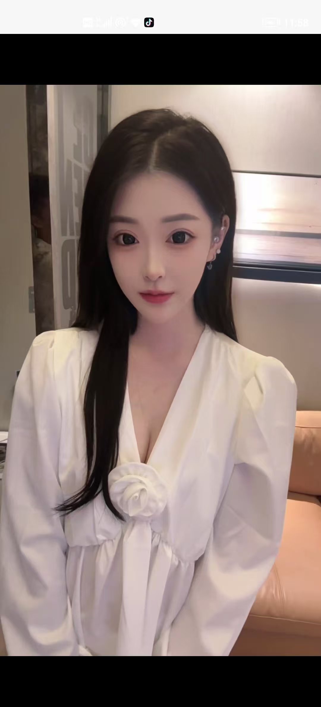 成都大胸御姐风小姐姐