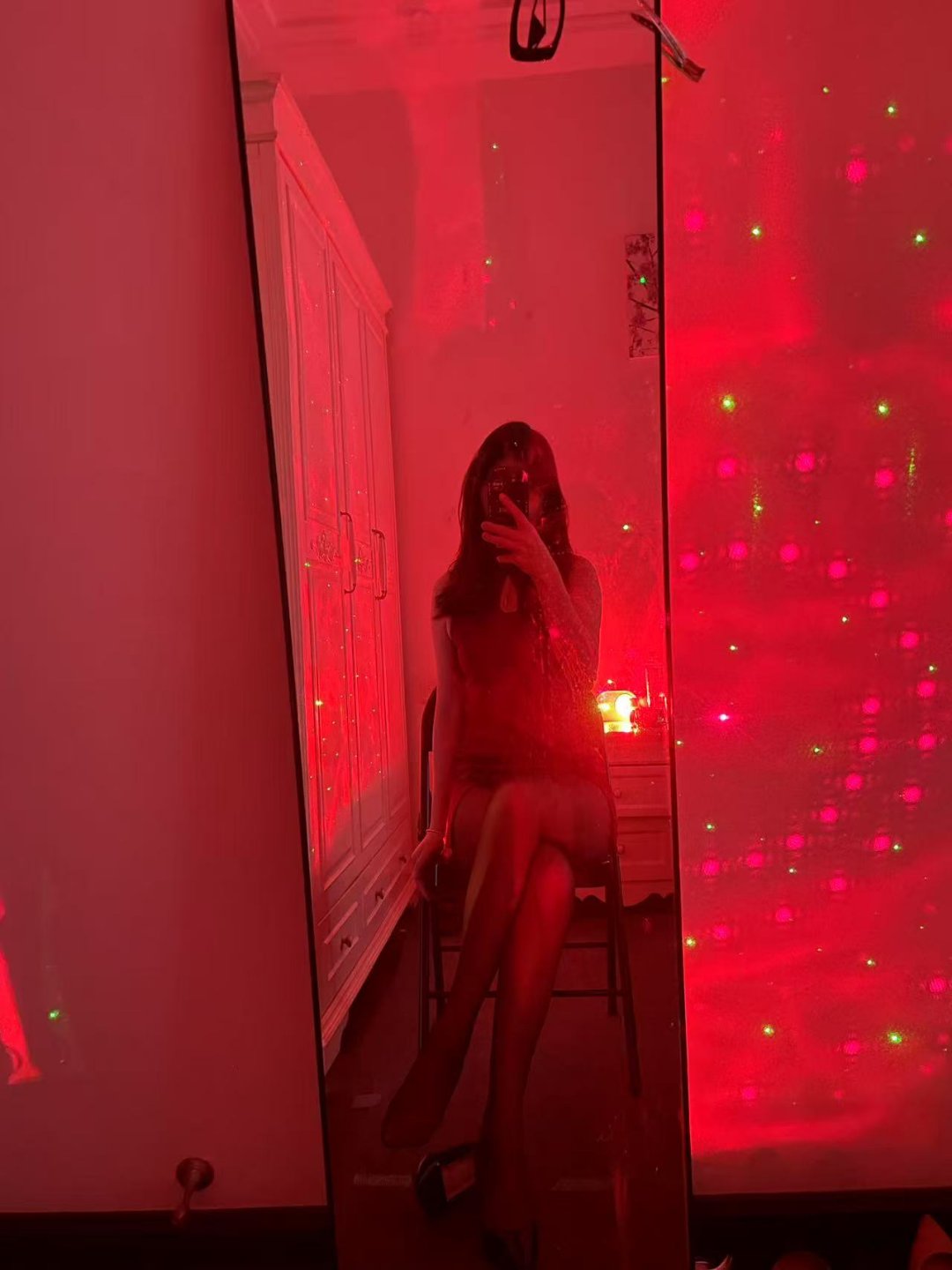 丝足情趣特色水床服务