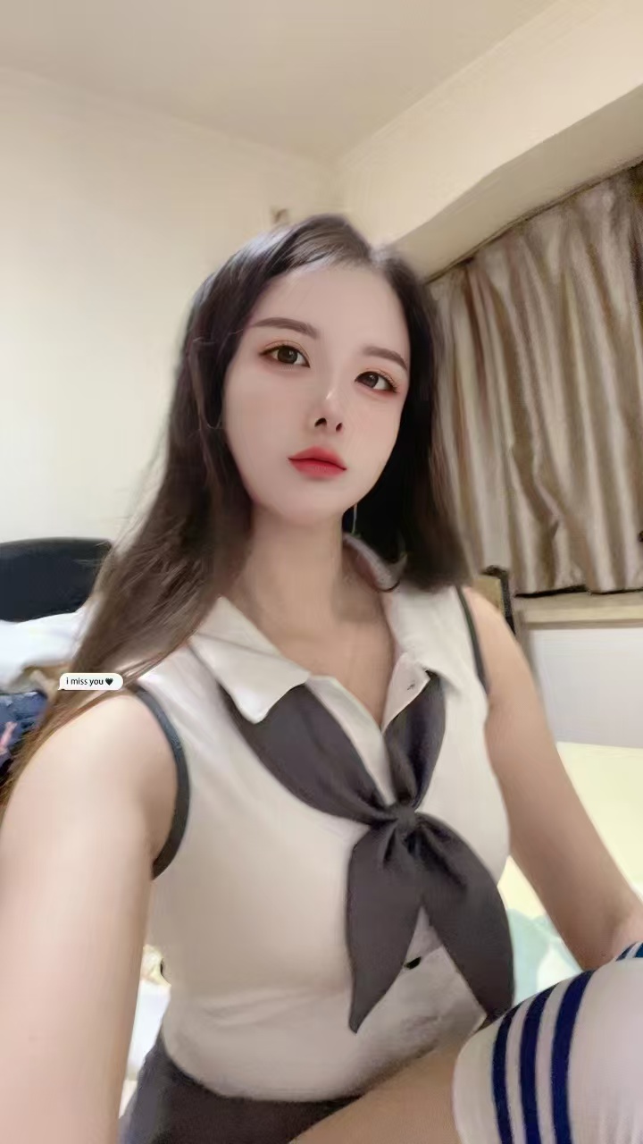 白嫩制服辣妹欣欣