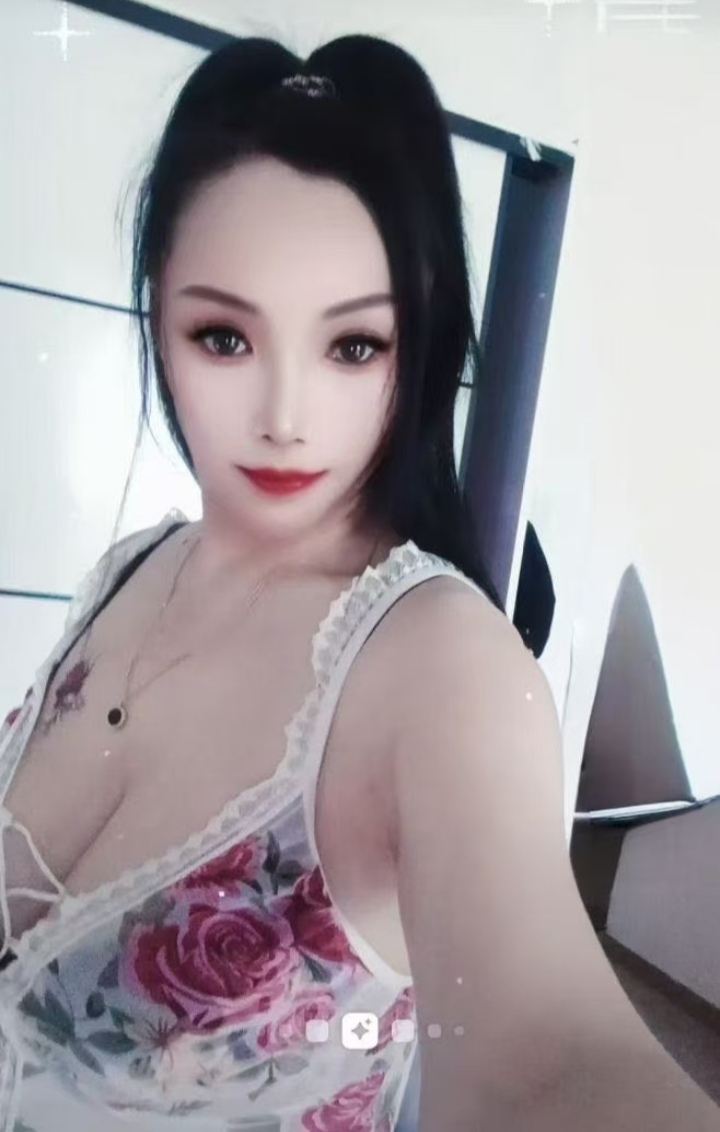 川沙美少妇小鸟依人