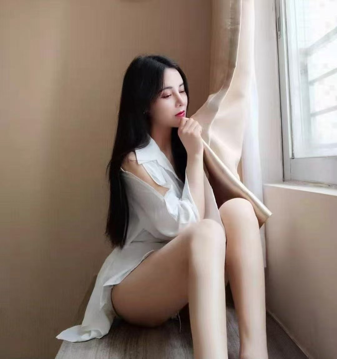 顺德美腿御姐娜娜