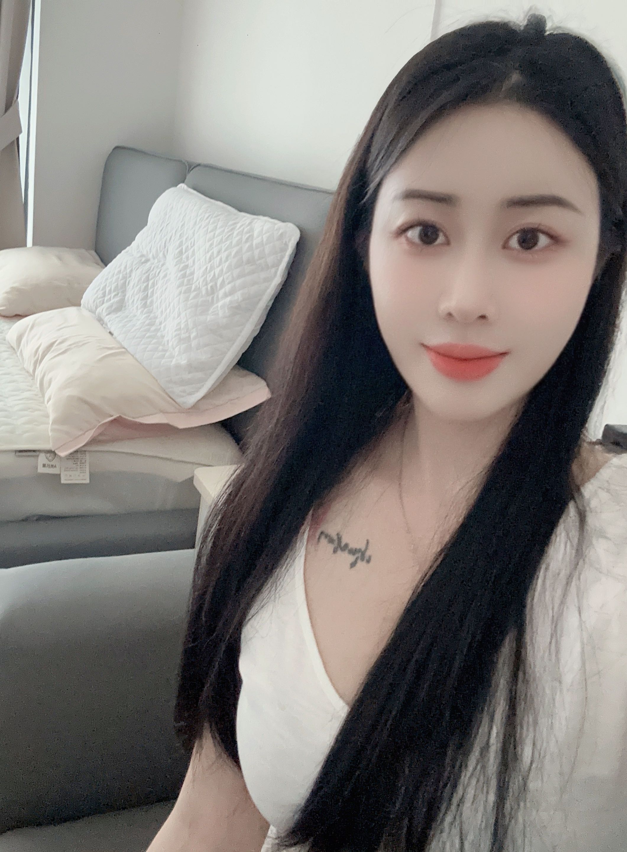 番禺区可盐可甜的妹子