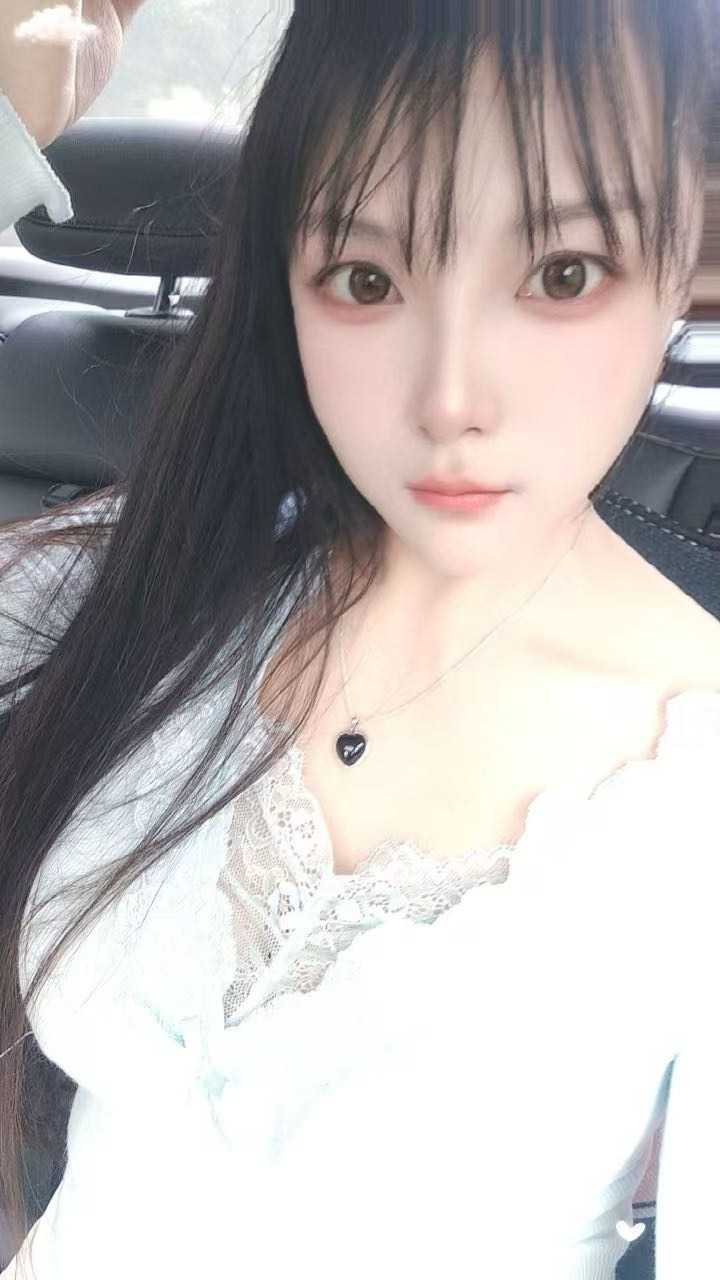 哺乳期宝妈青青