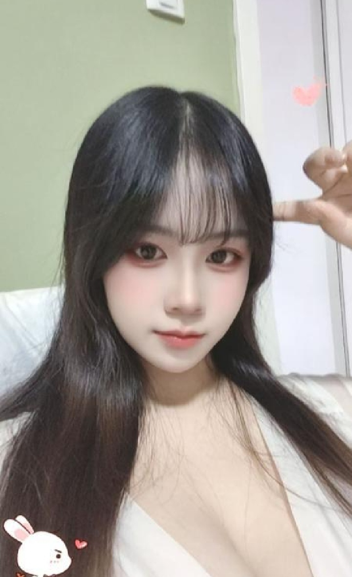 建邺大波女友宁宁