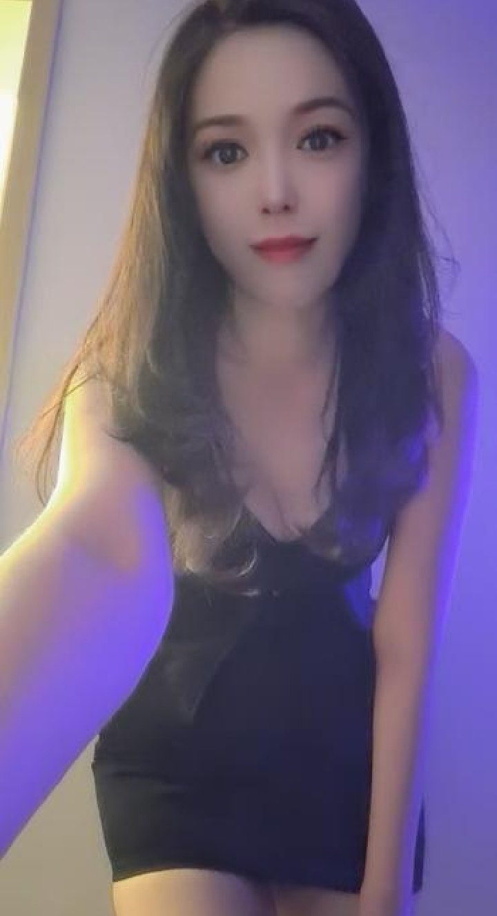 武侯美艳少妇依灵