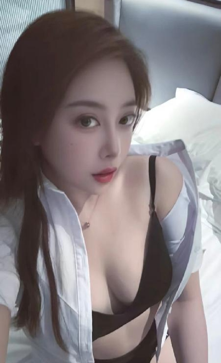 滨江极品人妻轻熟女