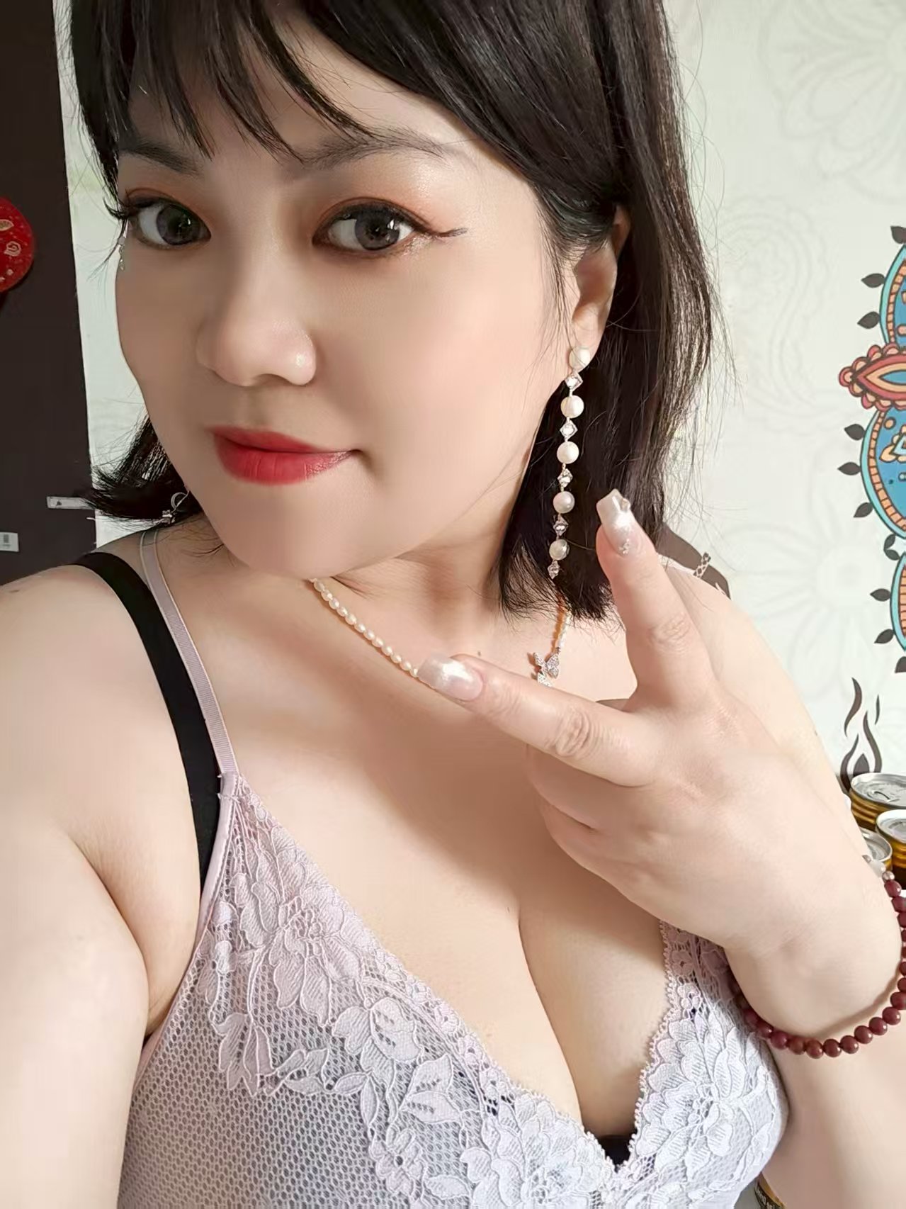 康桥情趣欲女若灵