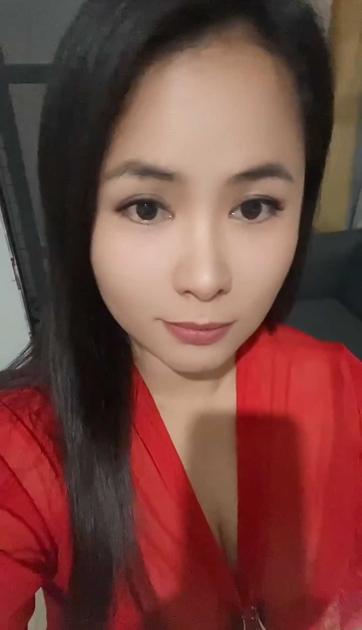 天河客运站 Sao货 边脱边摸 泻火首选 蓝心