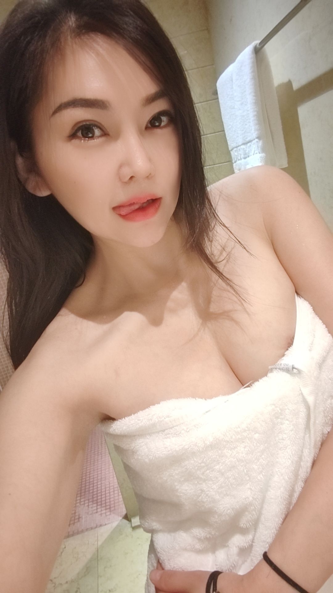 番禺市桥大长腿小红豆