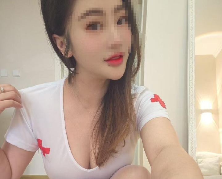 情趣魅惑辣妹文文