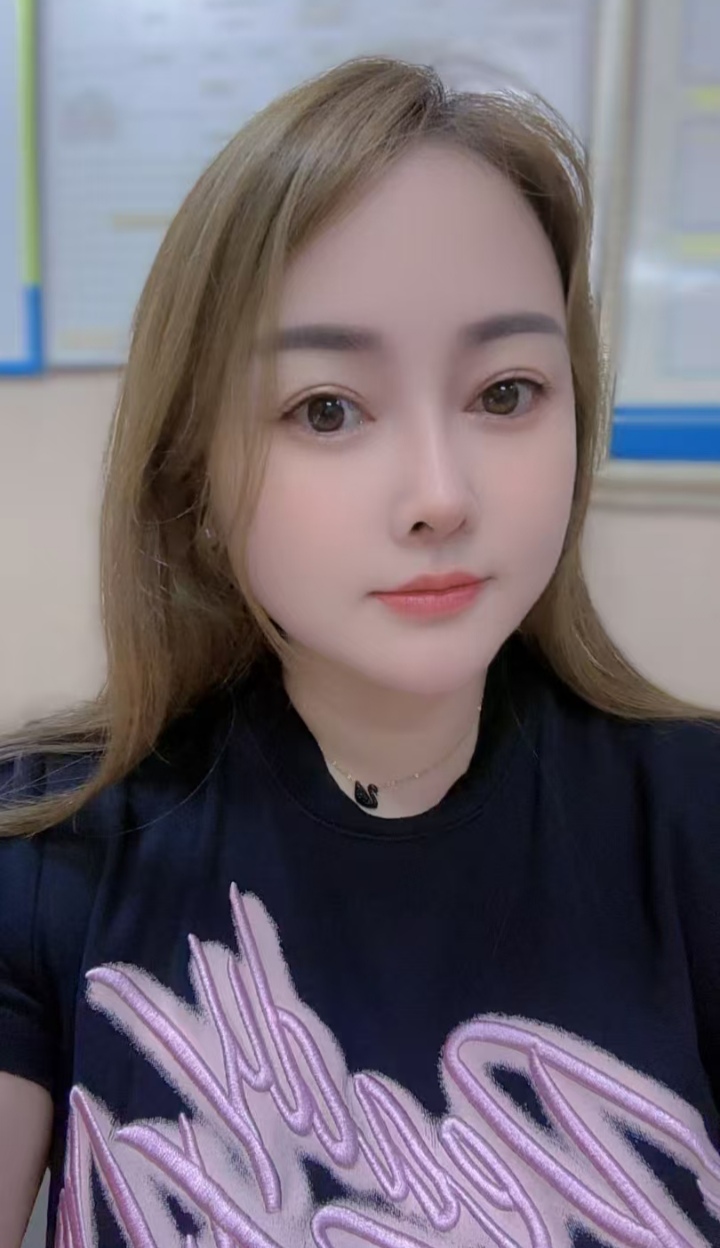 白净丰润御姐媛媛