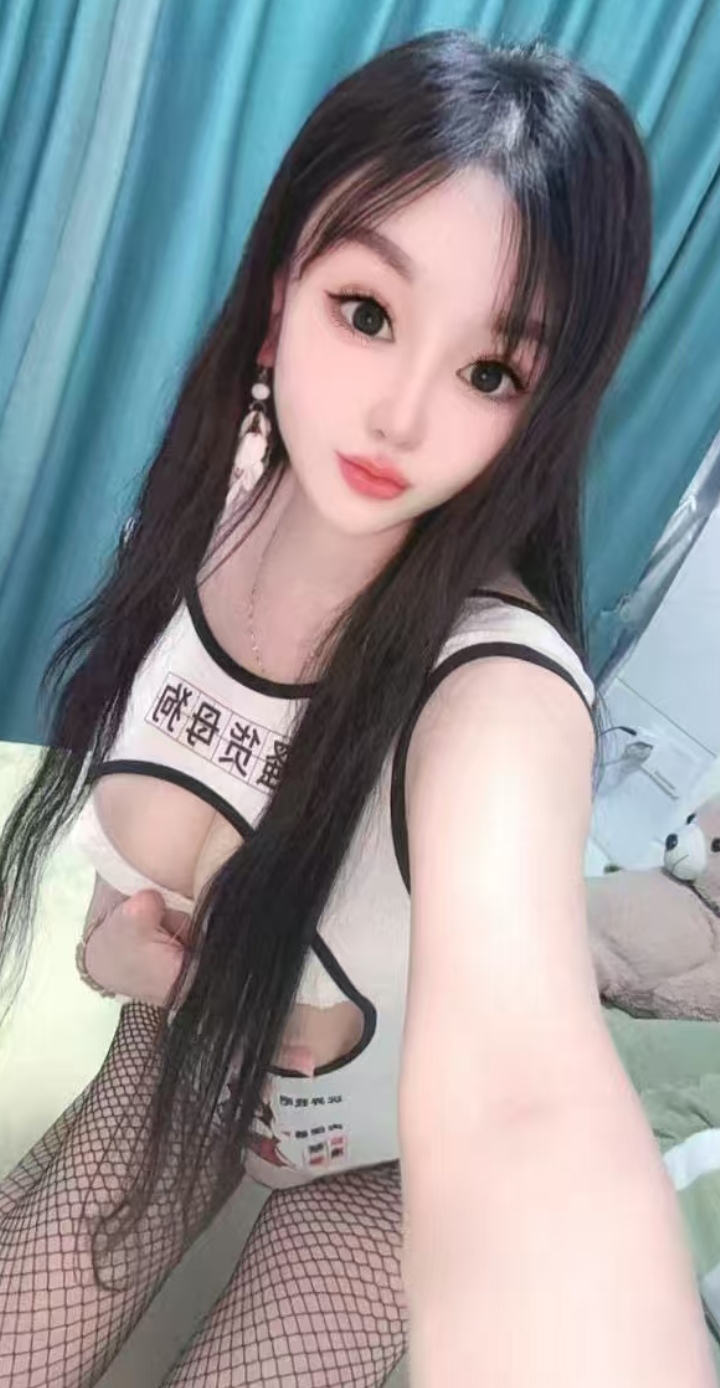 爆乳情趣辣妹依诺