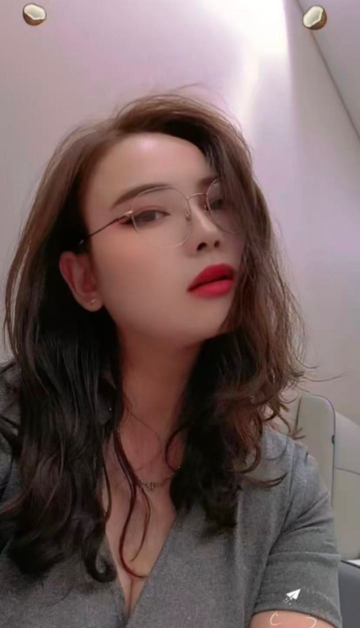 魅惑眼镜Sao姐静儿