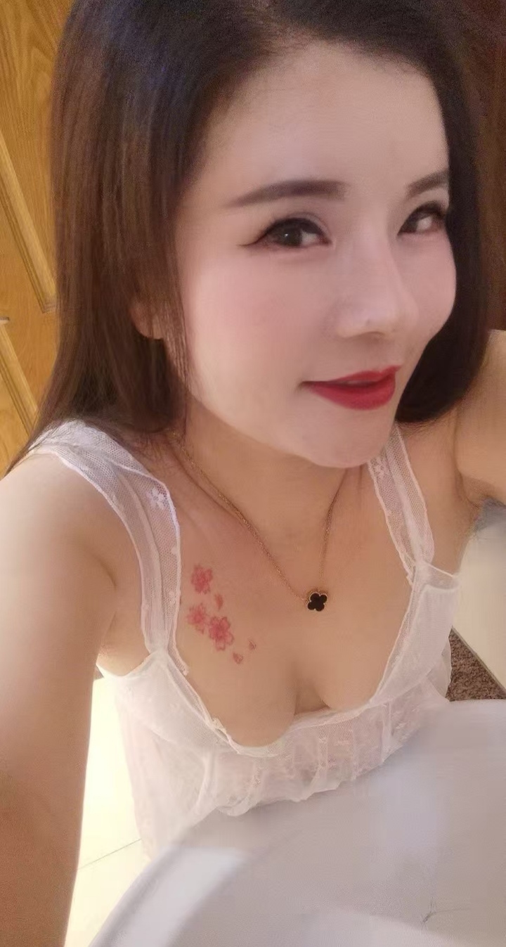 丰满情趣辣妹小朵