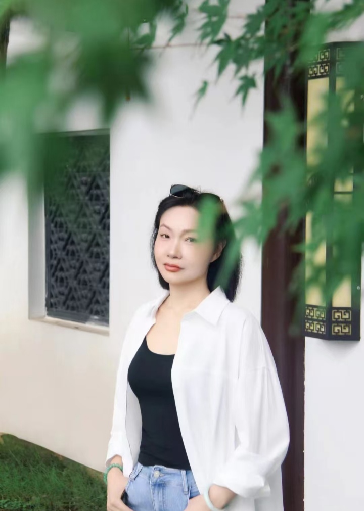 服务系御姐颖儿