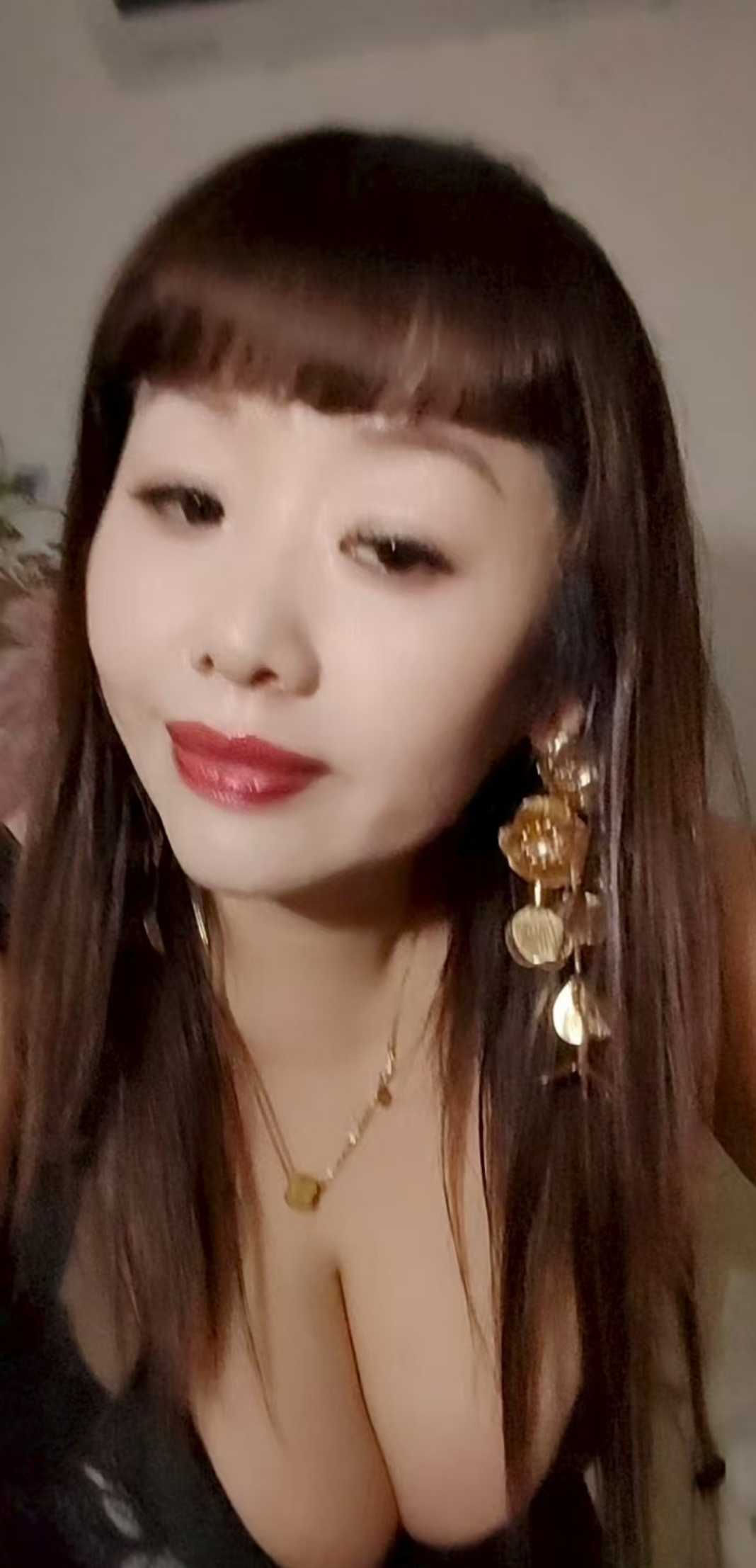 天河岗顶熟女少妇 高性价比