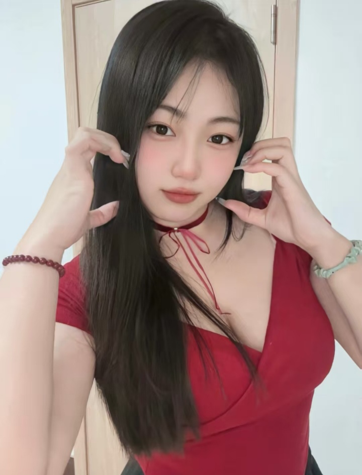 极品身材嫩妹彤彤