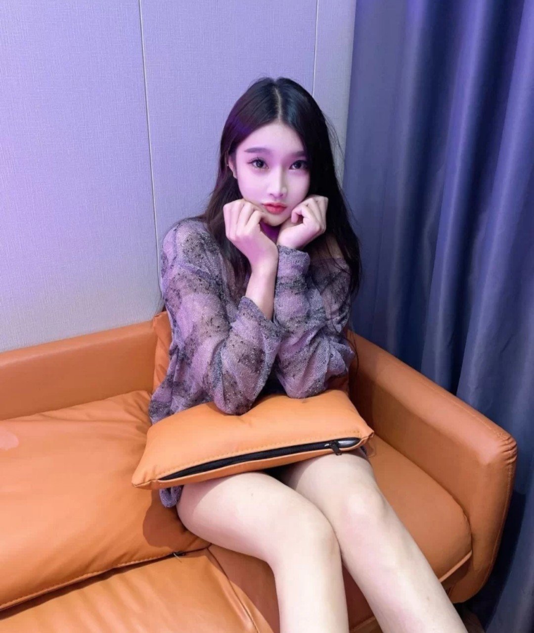 白嫩美乳辣妹梦婷