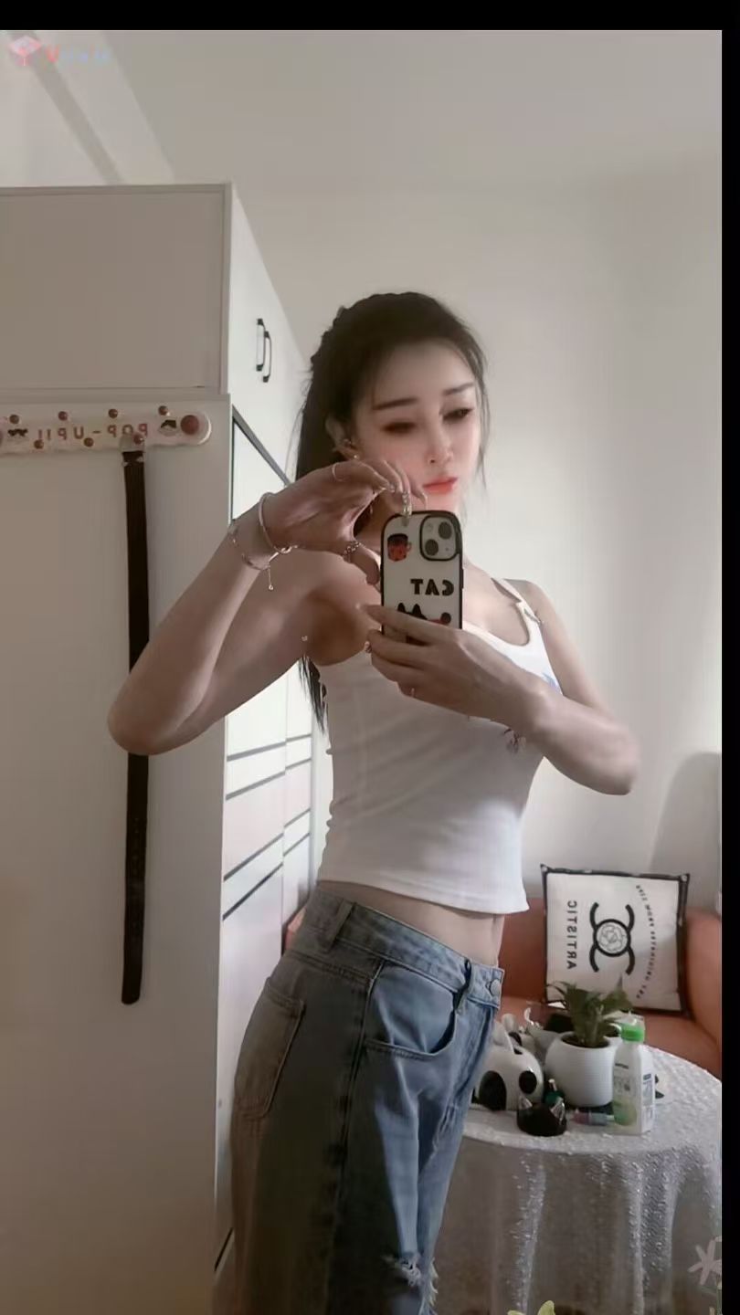 白云美艳辣妹宝儿