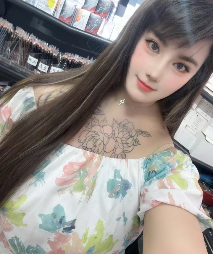 罗湖爆乳重庆妞范爷