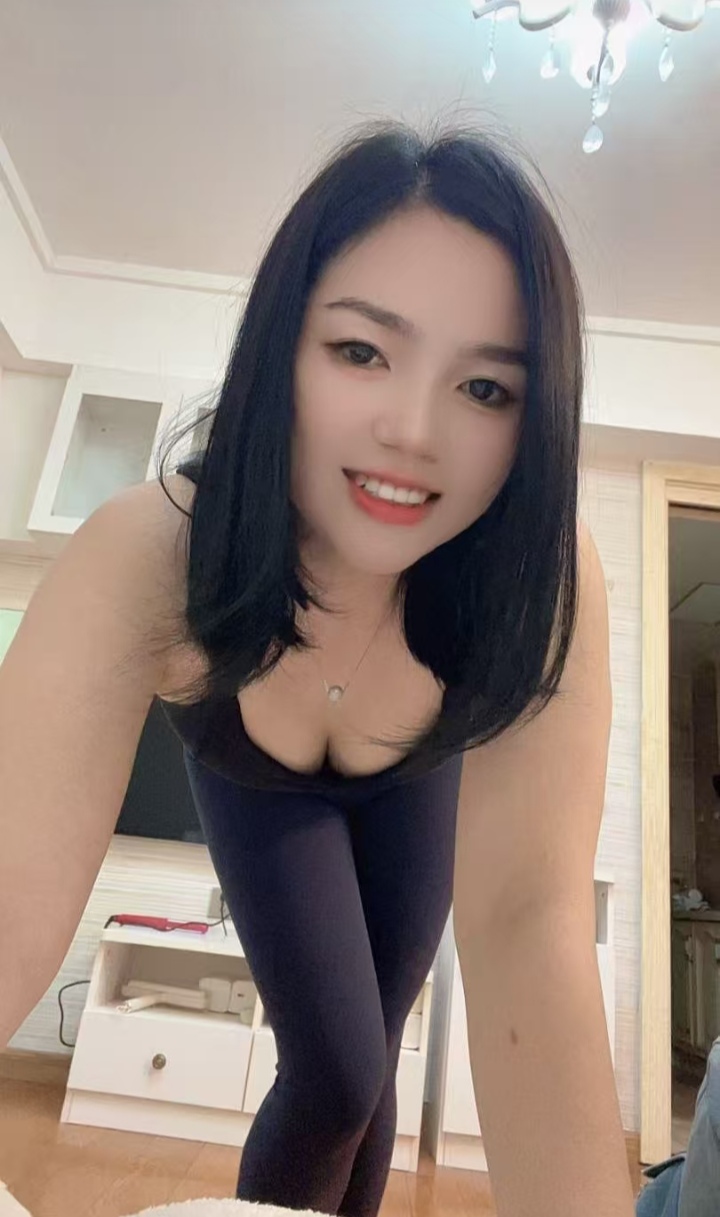 美艳丰润小姐姐喵喵