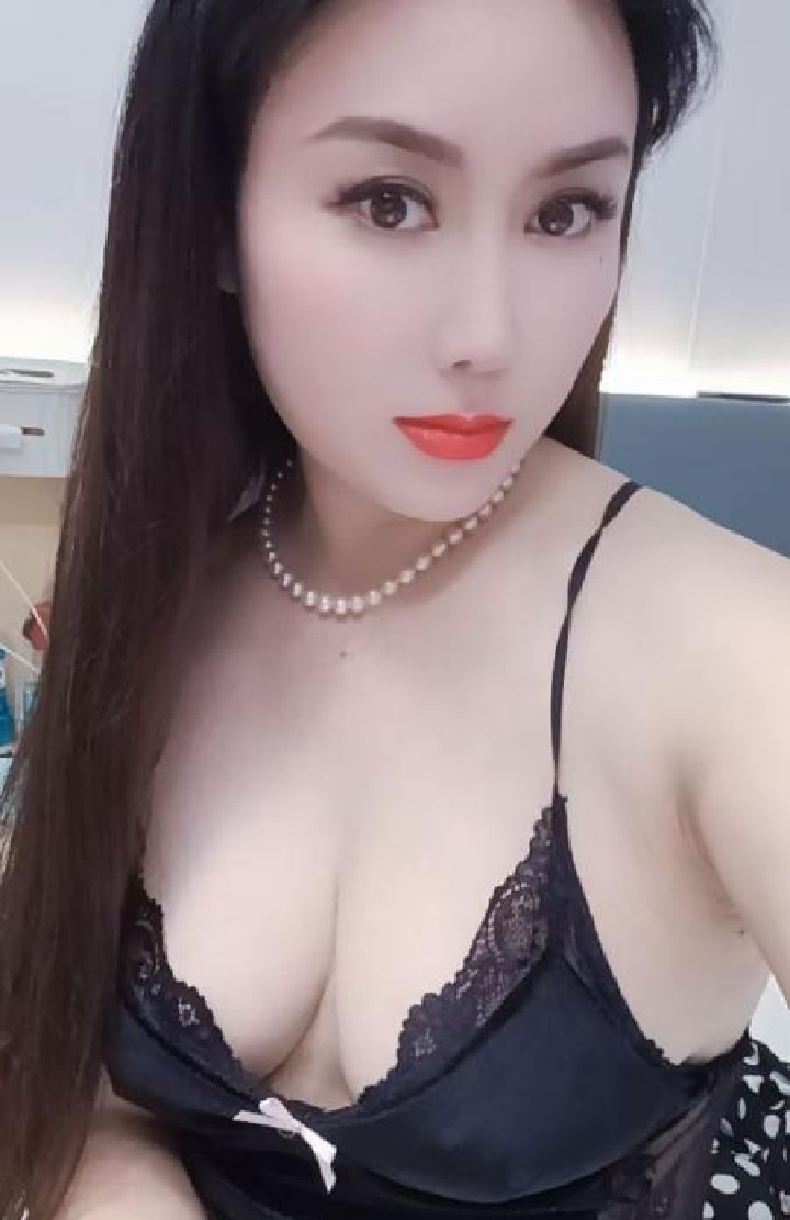 宝山丰满魅惑花式少妇