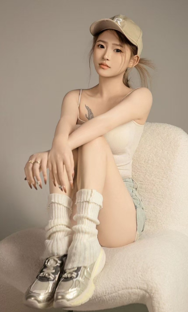 上城白嫩甜妹敏儿