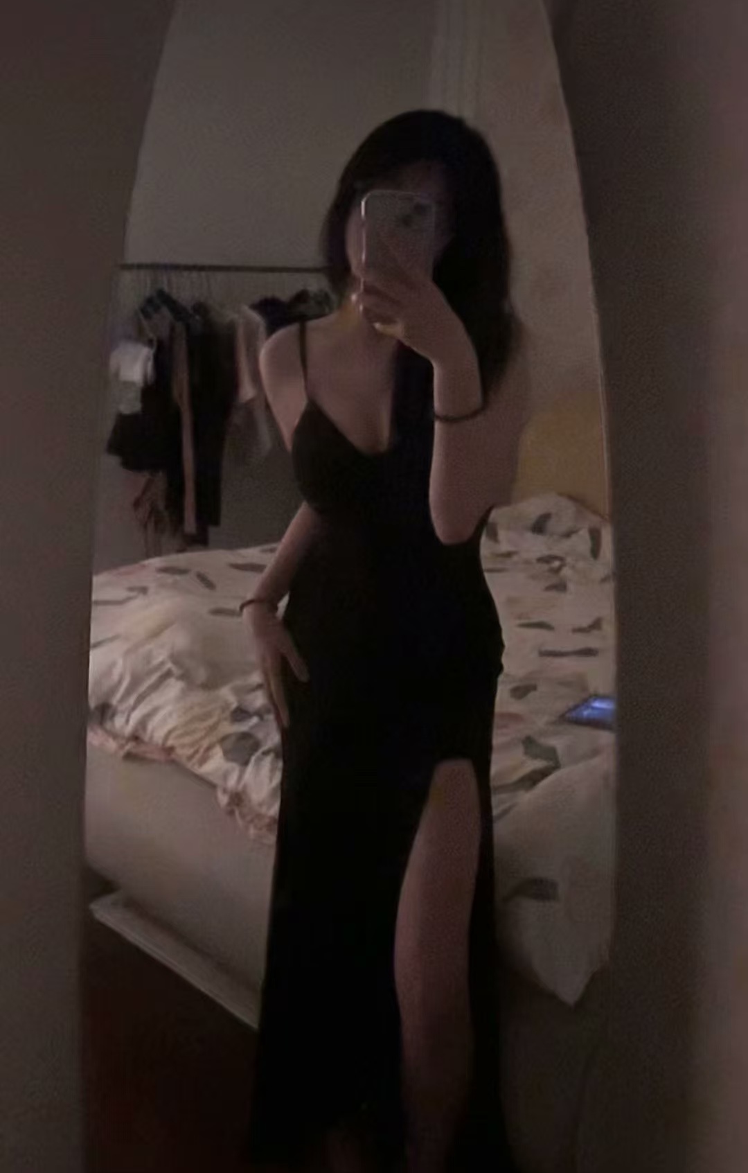 油坊桥美艳御姐露露